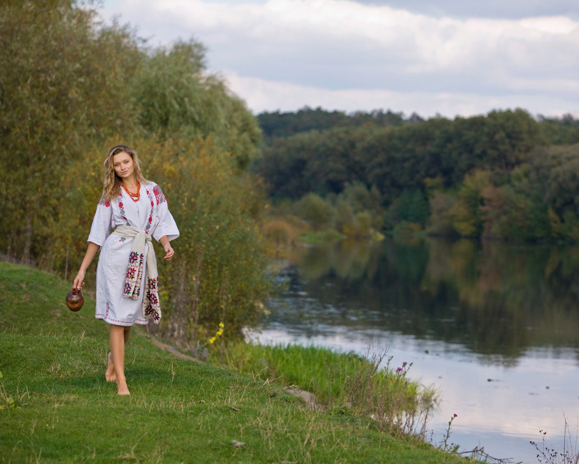 Nude girl Slavic women in Batam