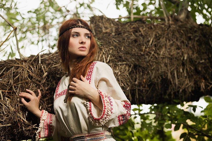 Women in Slavic costumes in Batam